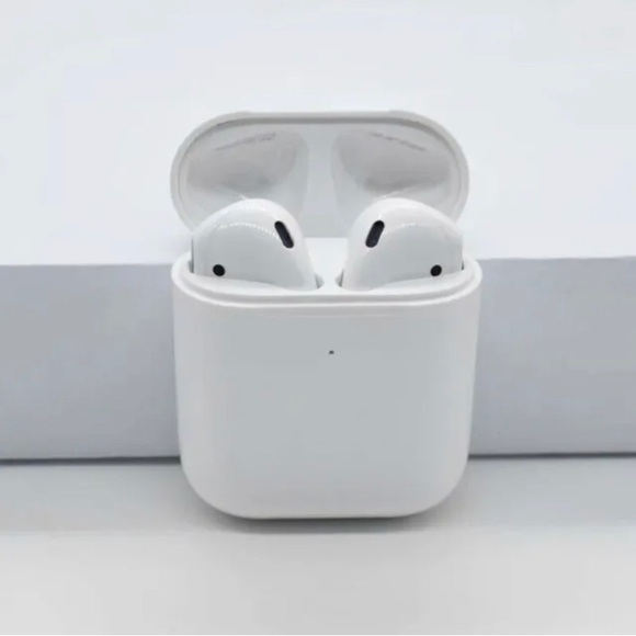 Apple Earbuds headphones UNOPENED